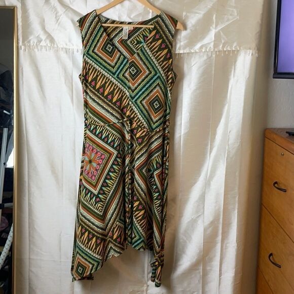 SOHO Apparel Ltd.  L boho geometric print dress - Picture 2 of 10